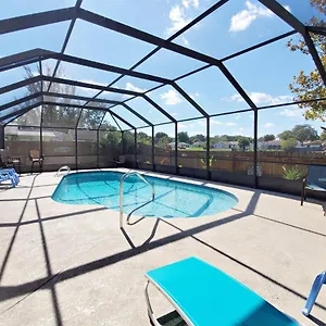 1050 Tompkins Drive Holiday home